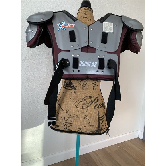 DOUGLAS QB L NITRO QUARTERBACK/WIDE RECEIVER FOOTBALL SHOULDER PAD “19-20” - Picture 6 of 15